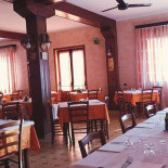 Pizzeria Tre Pini Dentro