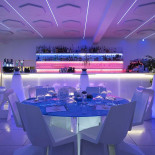 Class Ristorante Cocktail Bar Con Igloo Garden Innen