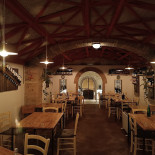 Giò Ristocantina Pesce Di Lago À l'intérieur