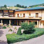 Le Grotte Exterior