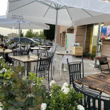 Ray Caffè Exterior