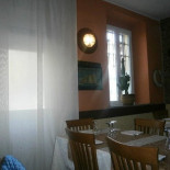 Happy's Cafe' À l'intérieur