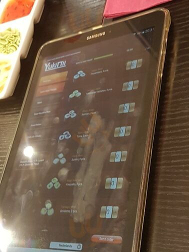 Semiserio Menu