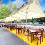 Pizzeria A'tarantella Exterior
