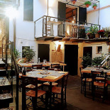 Black Bull Comitini Dentro