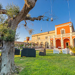 Maresca Exterior