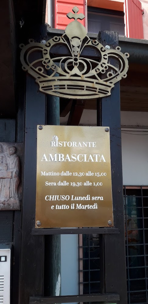 L'ambasciata Quistello Exterior