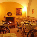 Il Borgo À l'intérieur