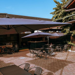 The Cave Craft Beers And Smash Außen