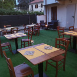 Pizzeria Voce Del Marepavia Extérieur