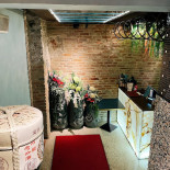 Hasu À l'intérieur