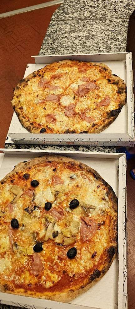 Pizzeria Primaluna Essen