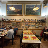 L' Osteria Barga Dentro