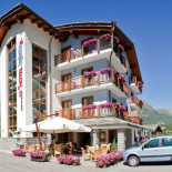Laghetto Exterior