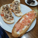 Vella Cafe Nourriture