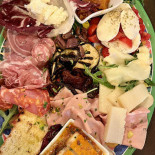 Av Ducale Comida