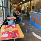 Mo Veng’ À l'intérieur