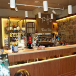 Tapi's Ristobar Di Tapinassi S. C. Innen
