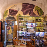 Enoteca 3/4 Dentro
