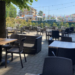 Wine &coffee Exterior