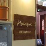 Monique Concept Carte
