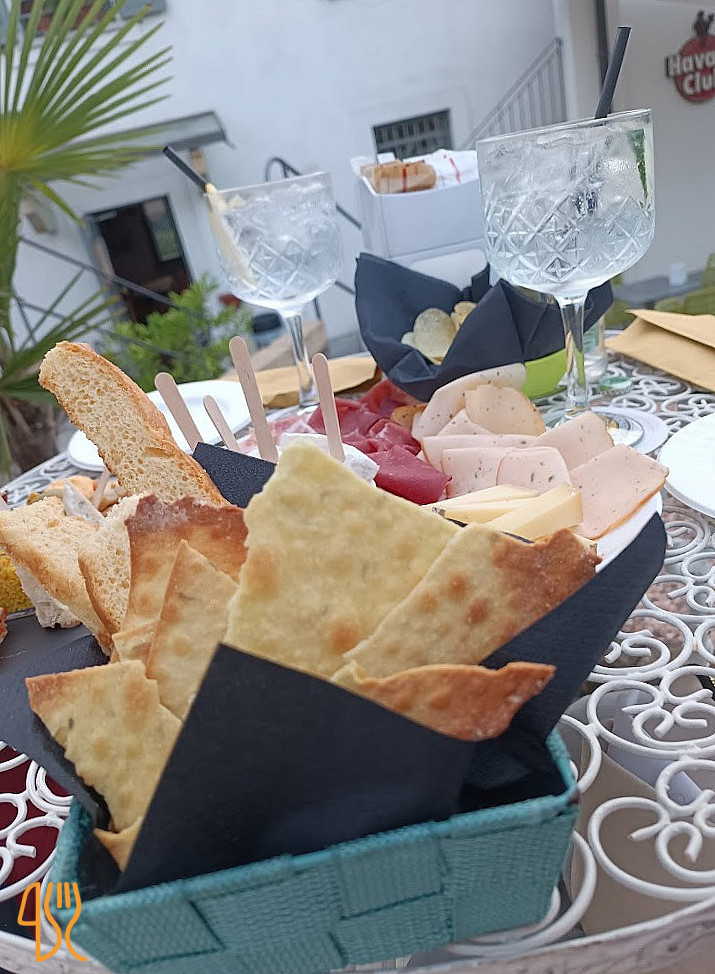 Al Canevone 2.0 • Wine Lounge Essen