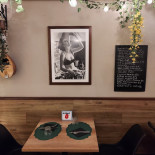 Gnokk- Trattoria, Dentro