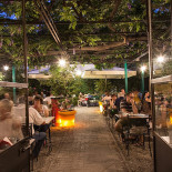Cantine Risso Extérieur