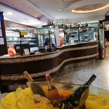 Attiko Cafe Dentro