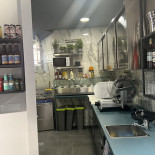 Dai Foresti À l'intérieur