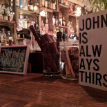 Ooh Pasillo Pizza E Cucina À l'intérieur