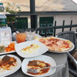 Just Peruzzi Nourriture