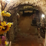Da Buzzanca À l'intérieur