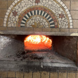Pizzeria Gastronomia Da Eustachio À l'intérieur