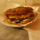 Mondo Pizza food