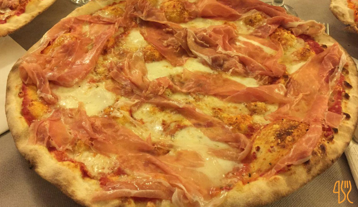 Pizzeria L'arneis Nourriture