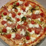 Licia Pizzeria Da Asporto food