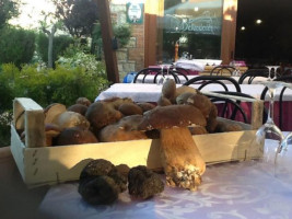 Osteria Belvedere inside