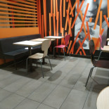 Mcdonald's Dentro