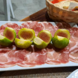 La Cantinina food
