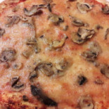 Queen Pizza Nourriture