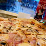 Pizza E Coca Nourriture