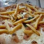 Pizzeria La Vecchia Napoli food