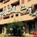 Emblema Cafe Dentro