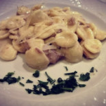 A Cavut Dentro