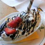 Cafè Bistro Bacher food