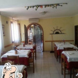 Trattoria Le Quattro Lanterne Di Pilotto Paola inside