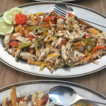 Cataleya Comida