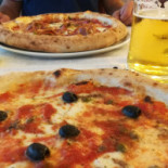Pizzeria Nuova Corona food