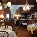 Rodrigo À l'intérieur